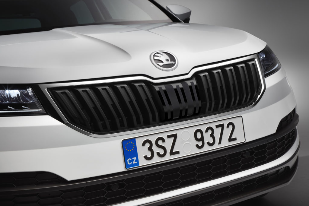 photo nouveau skoda karoq (detail calandre)